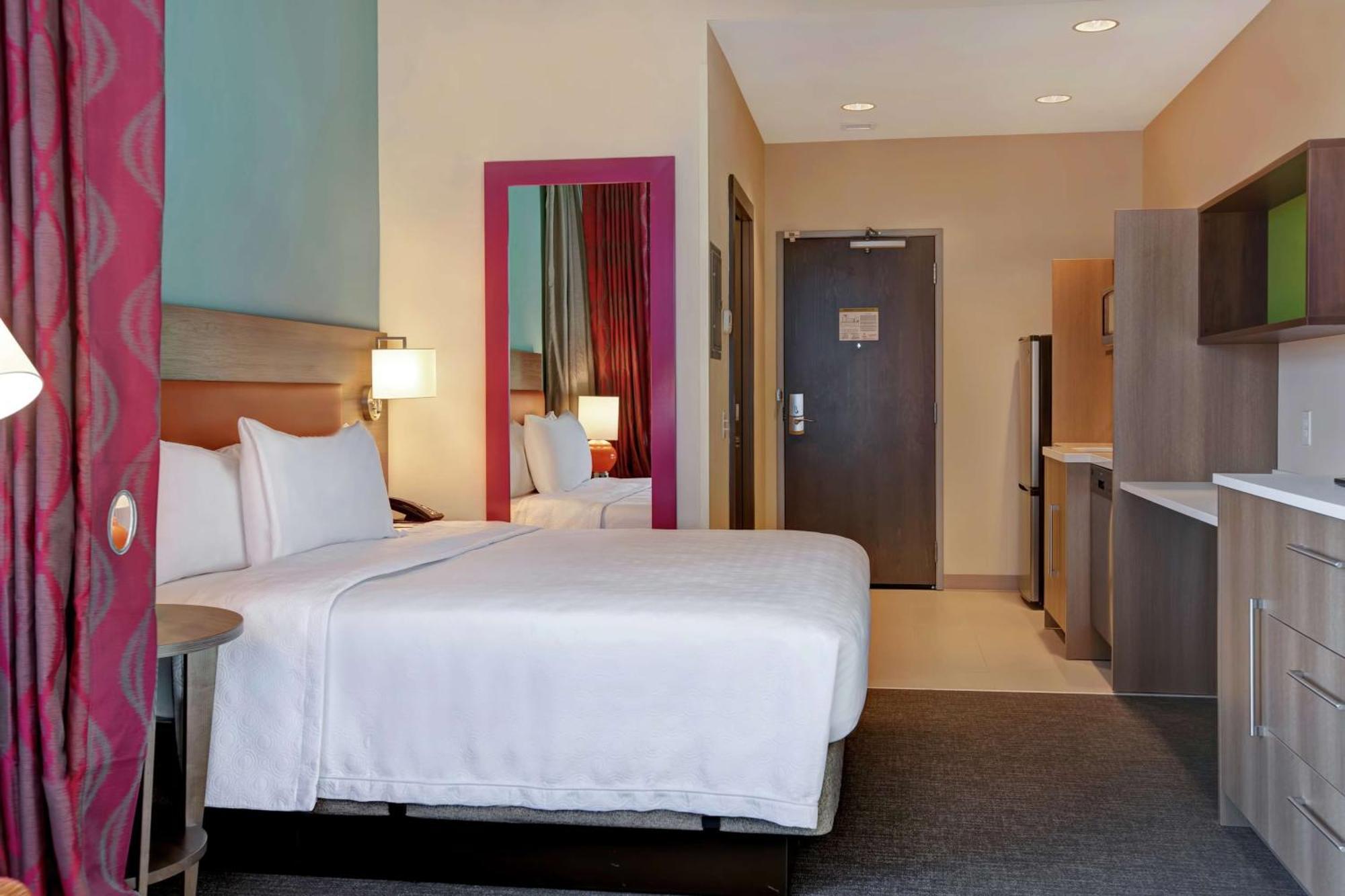โฮม2สวีท บาย ฮิลตัน ชาร์ลอต อัพทาวน์ นอร์ทแคโรไลนา Hotel ชาร์ล็อต ภายนอก รูปภาพ