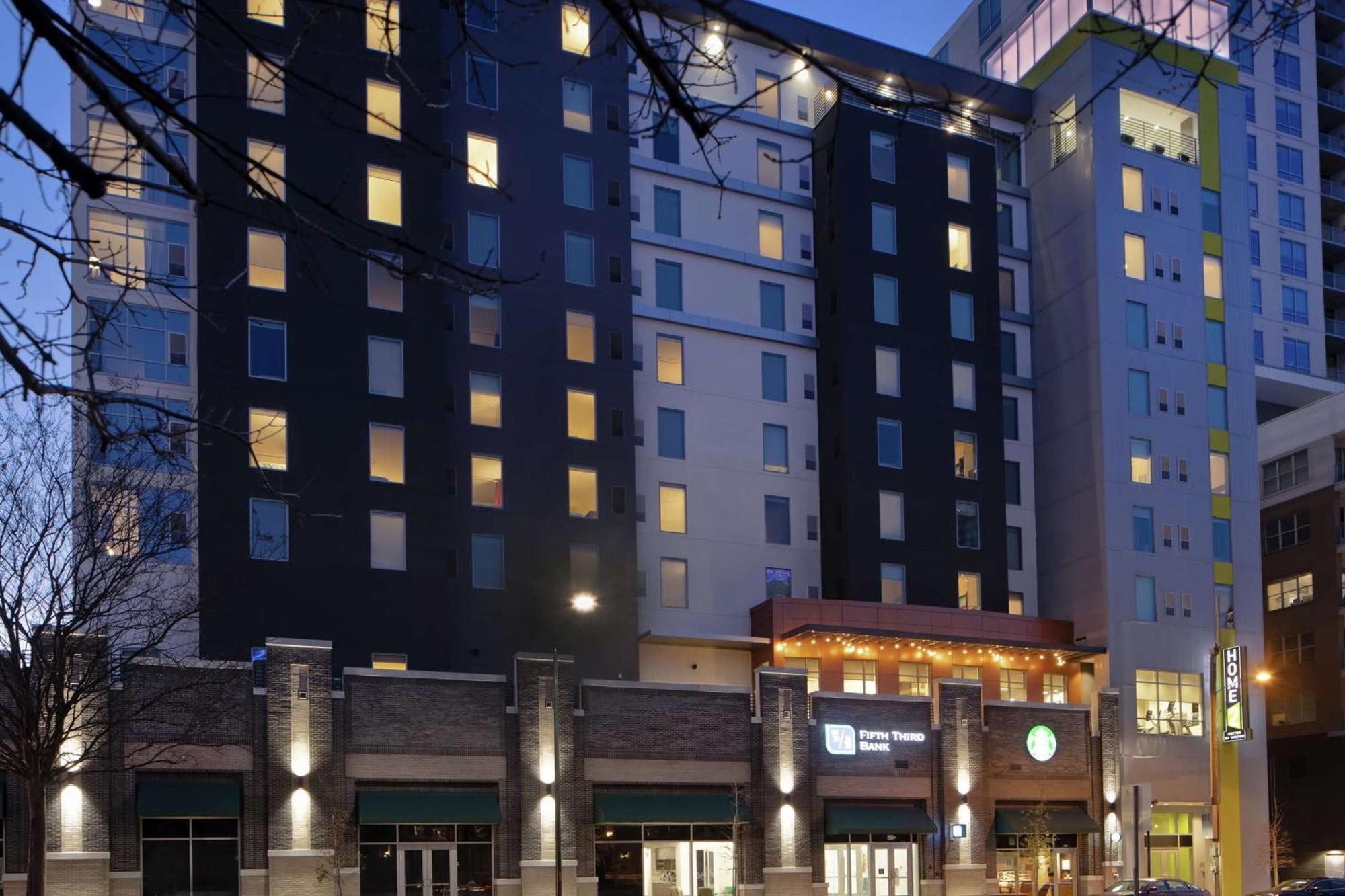 โฮม2สวีท บาย ฮิลตัน ชาร์ลอต อัพทาวน์ นอร์ทแคโรไลนา Hotel ชาร์ล็อต ภายนอก รูปภาพ