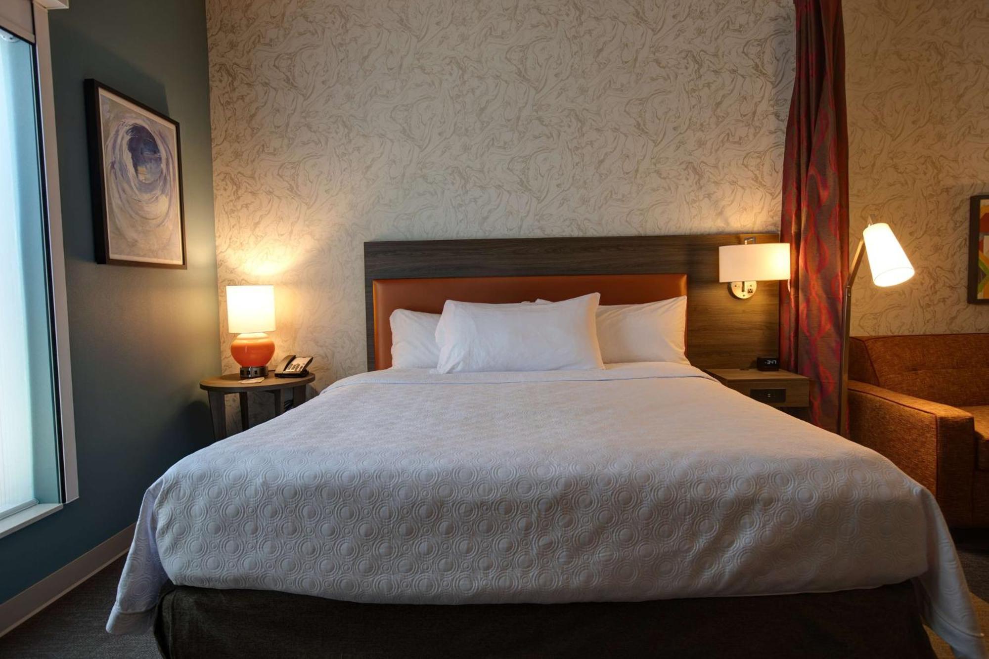 โฮม2สวีท บาย ฮิลตัน ชาร์ลอต อัพทาวน์ นอร์ทแคโรไลนา Hotel ชาร์ล็อต ภายนอก รูปภาพ